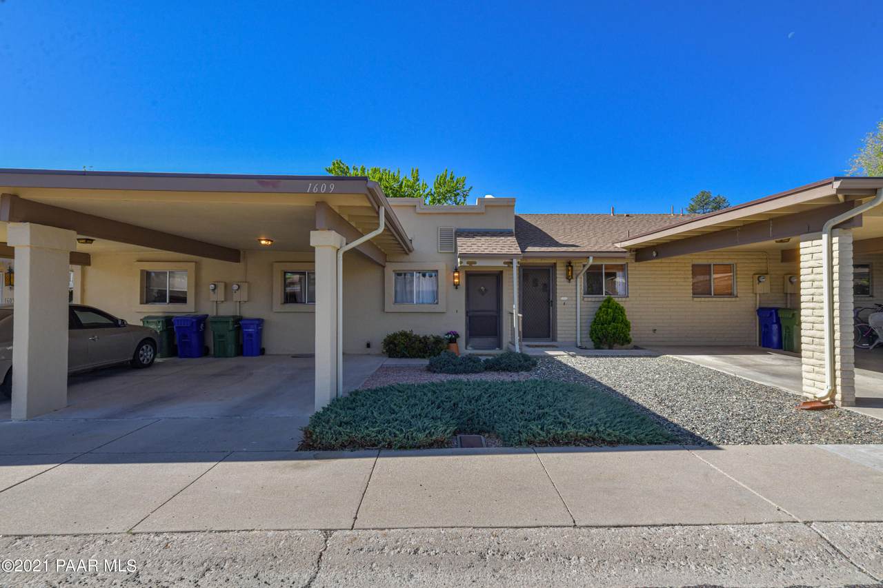 1609 Lindley Drive - Photo 1