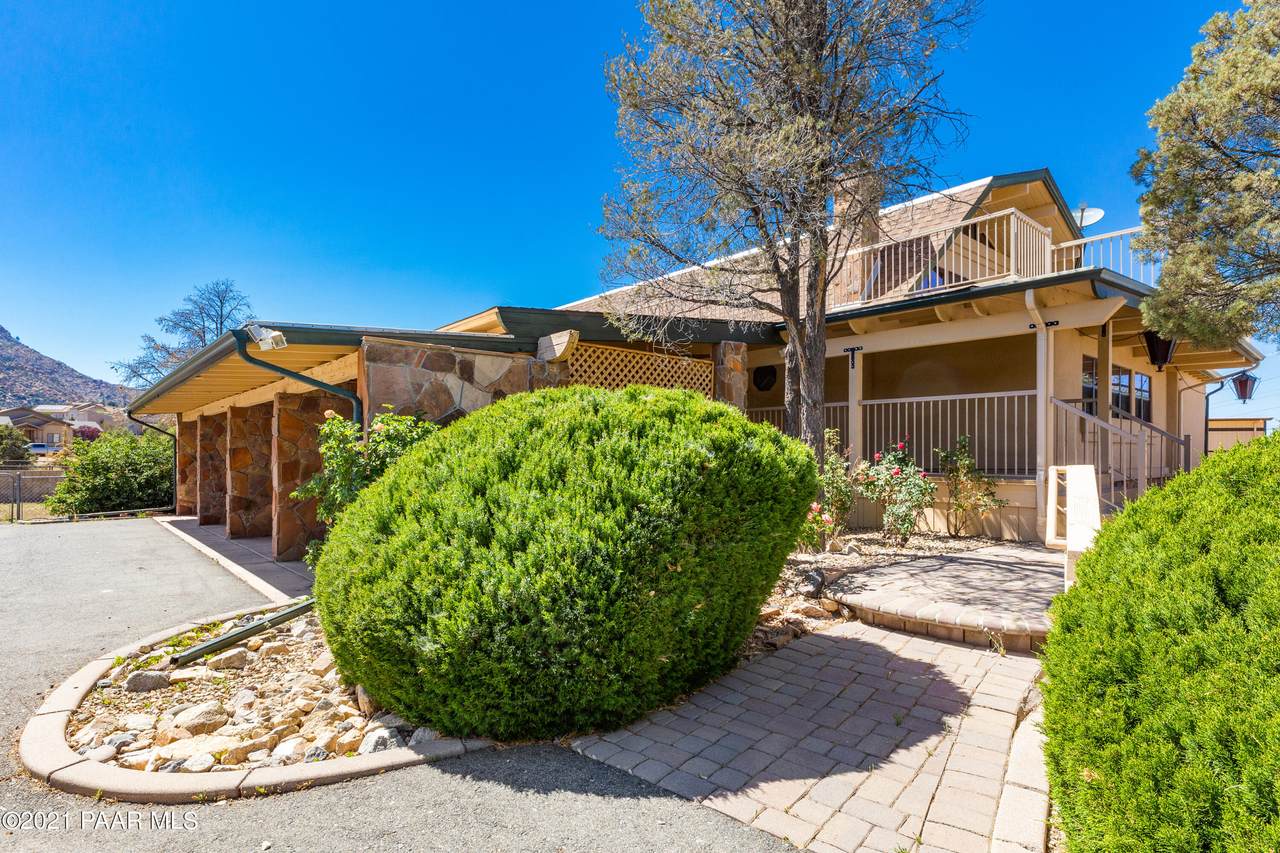 7000 Williamson Valley Road - Photo 1