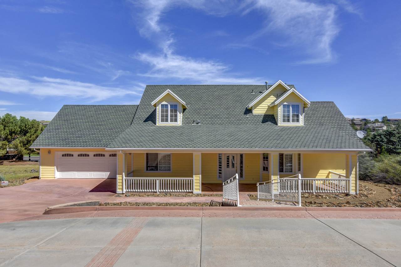 2464 Blueridge Circle - Photo 1