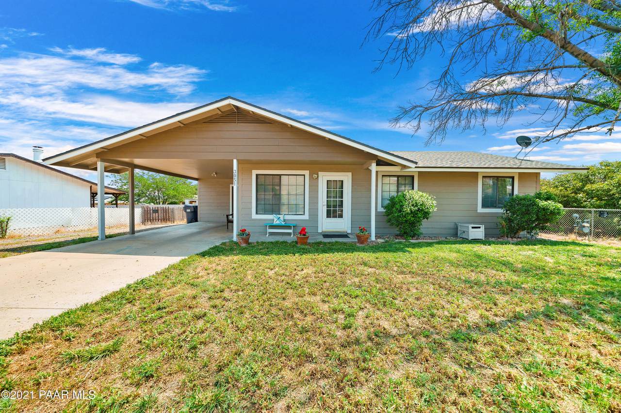 3051 Kings Highway - Photo 1