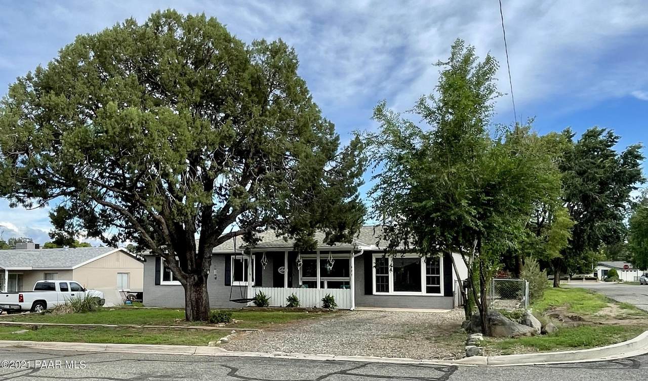 625 Douglas Avenue - Photo 1