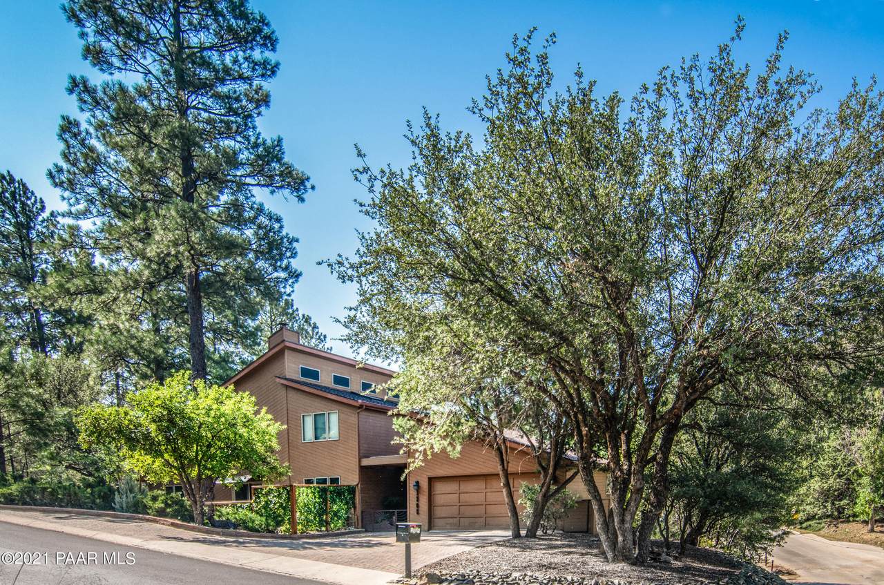 1305 Coyote Road - Photo 1