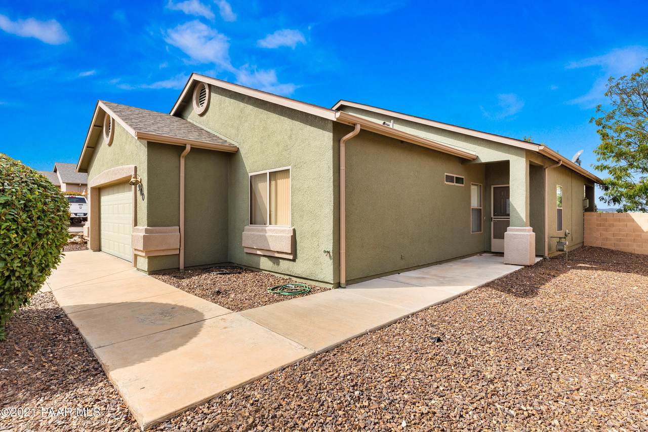 900 Newton Way - Photo 1
