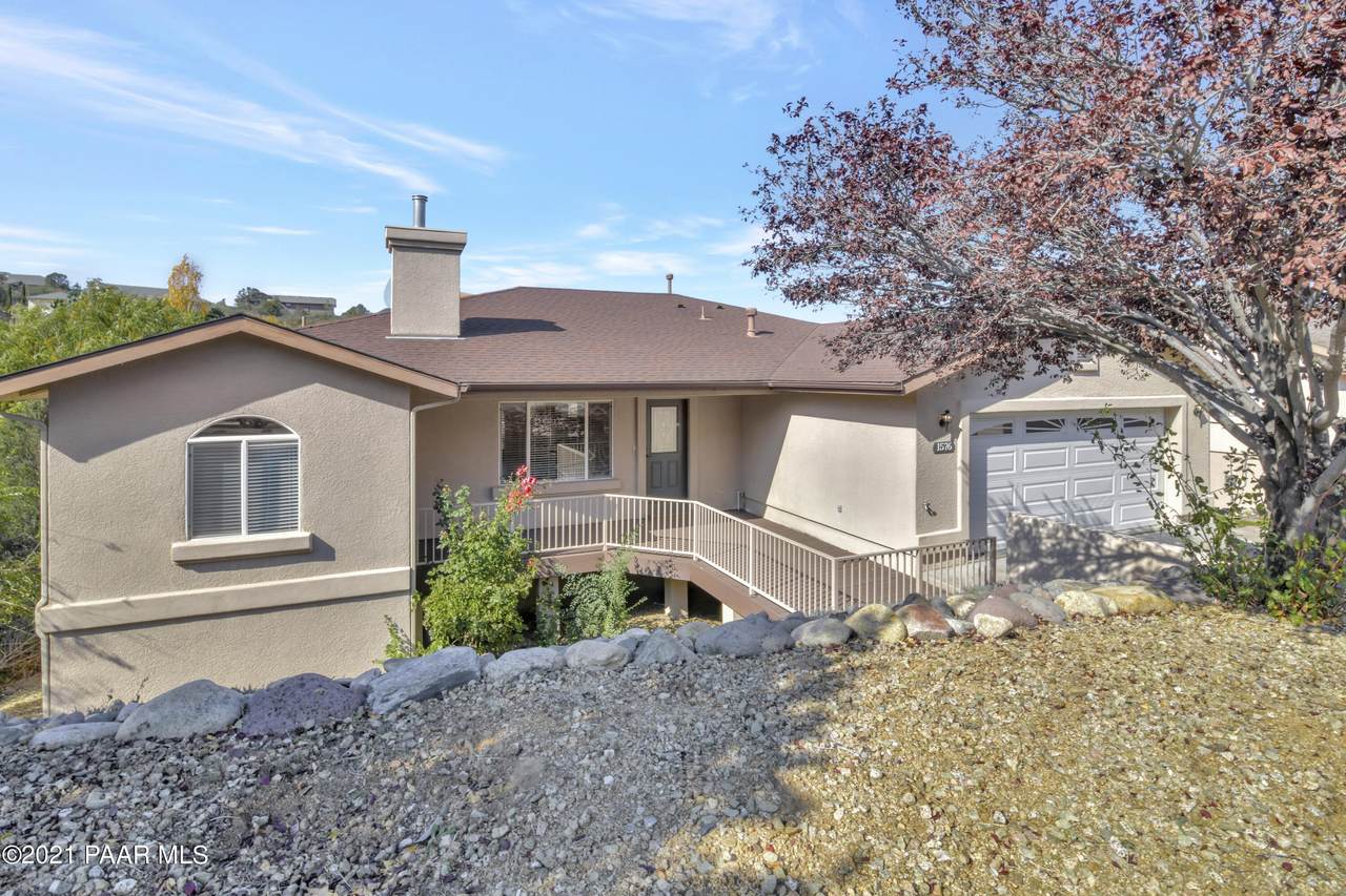 1576 Eagle Point Drive - Photo 1
