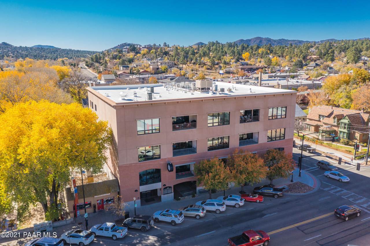 325 Gurley Street - Photo 1