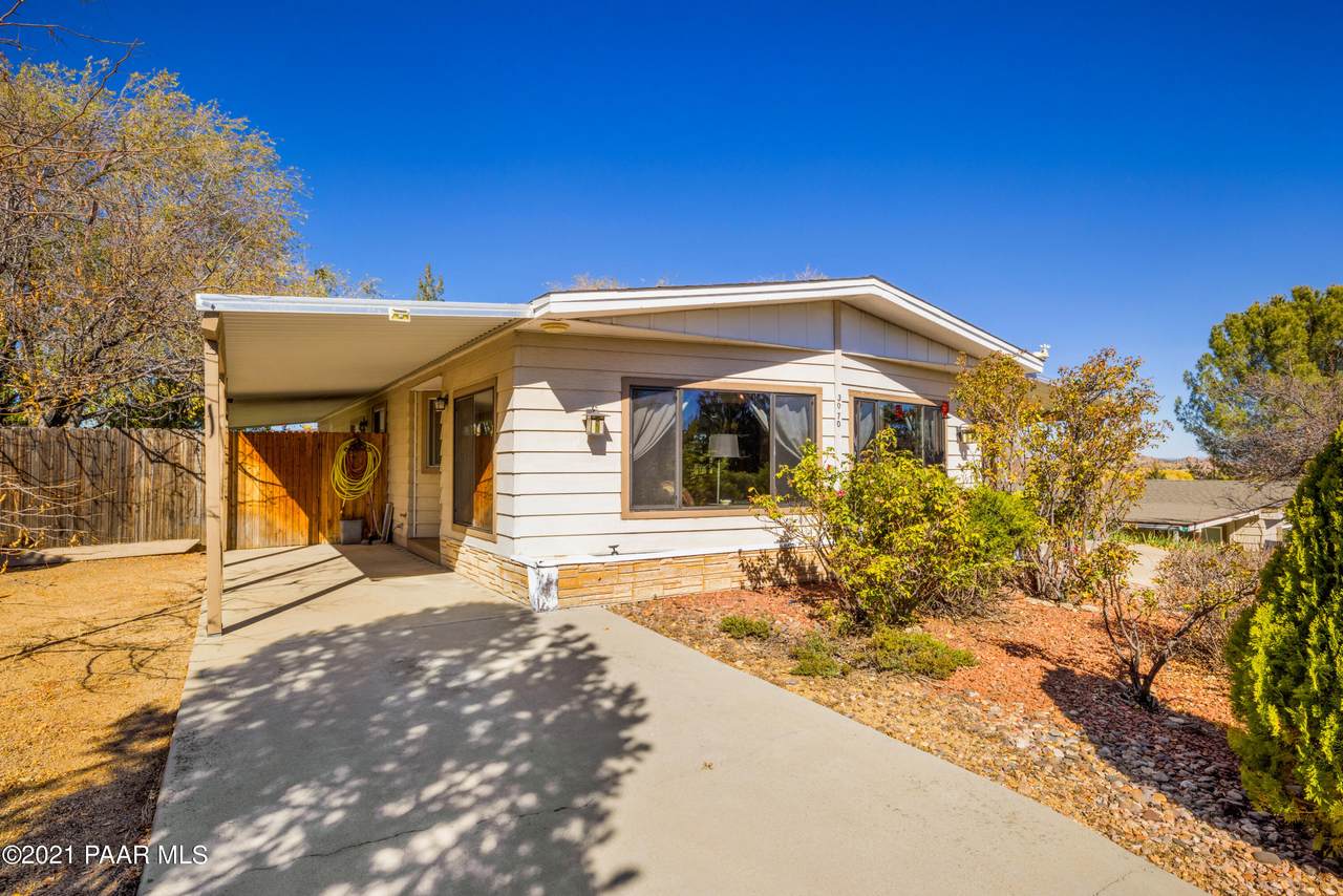 3070 Pine Drive - Photo 1