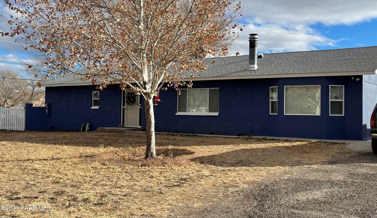 1423 Karen Drive - Photo 1