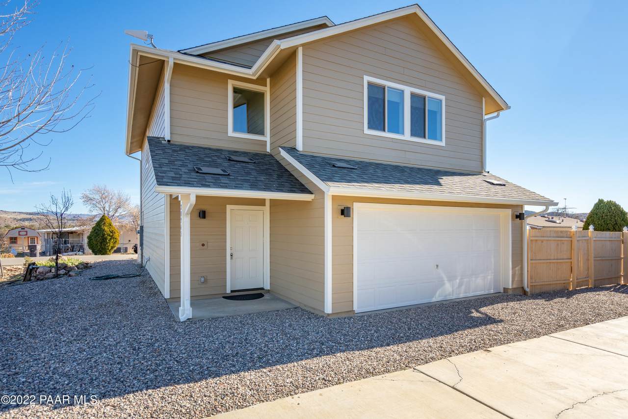 20945 Cayuse Lane - Photo 1