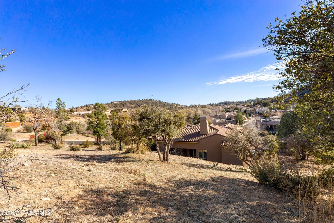 924 Adobe Way - Photo 1