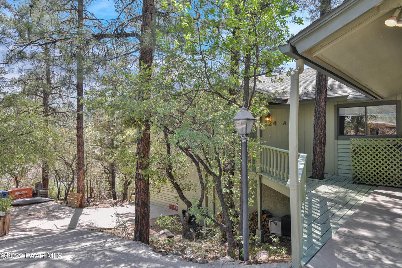 424 Joseph Street - Photo 1