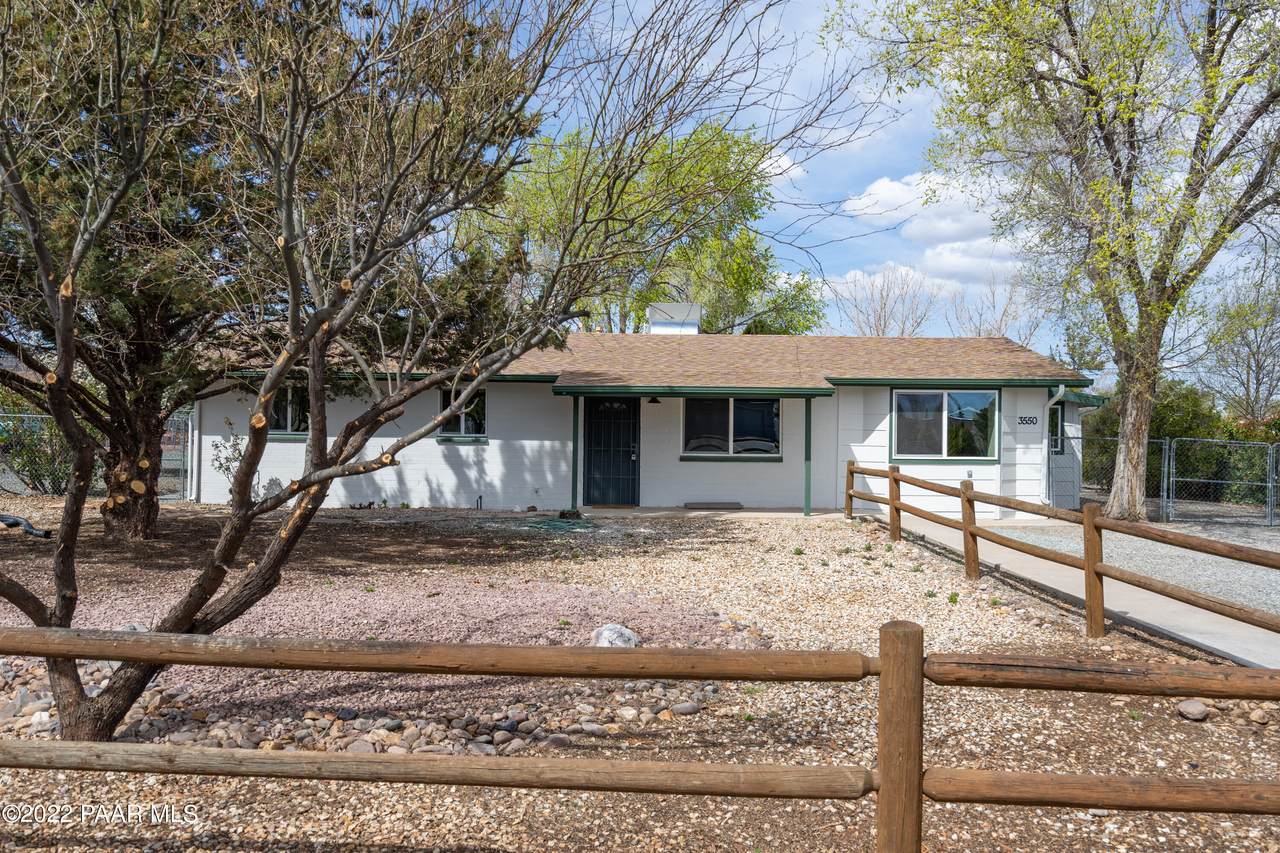 3550 Pleasant View Drive - Photo 1