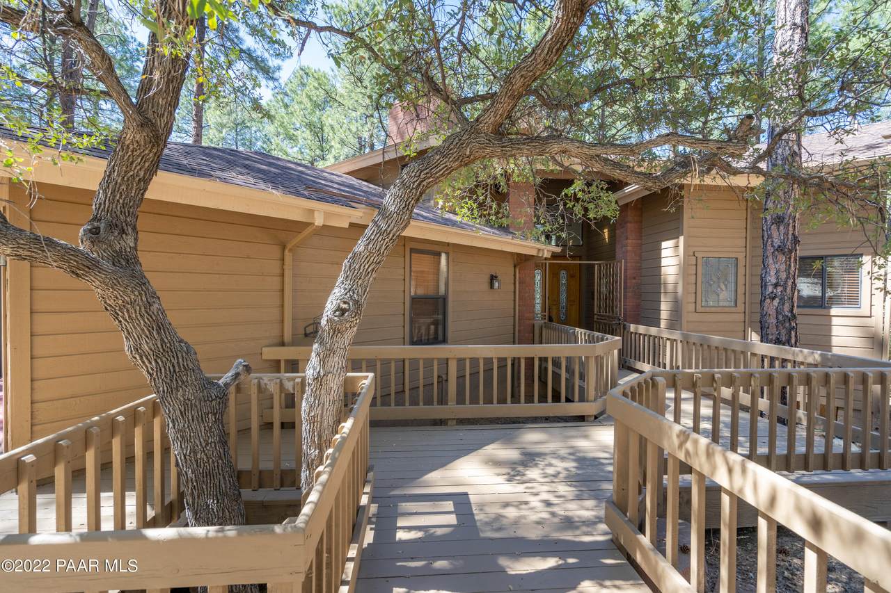 1737 Coyote Road - Photo 1