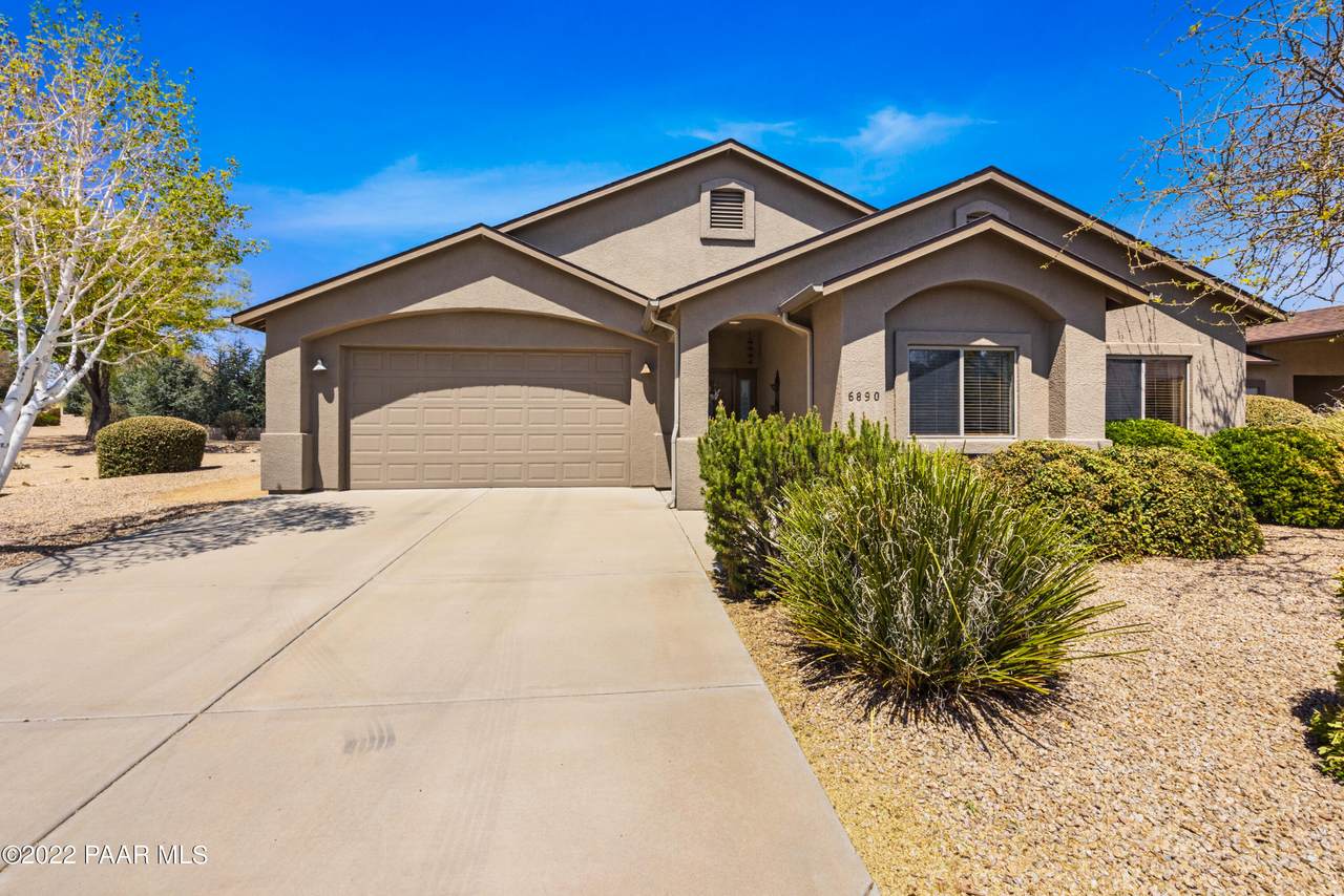 6890 Hammel Way - Photo 1