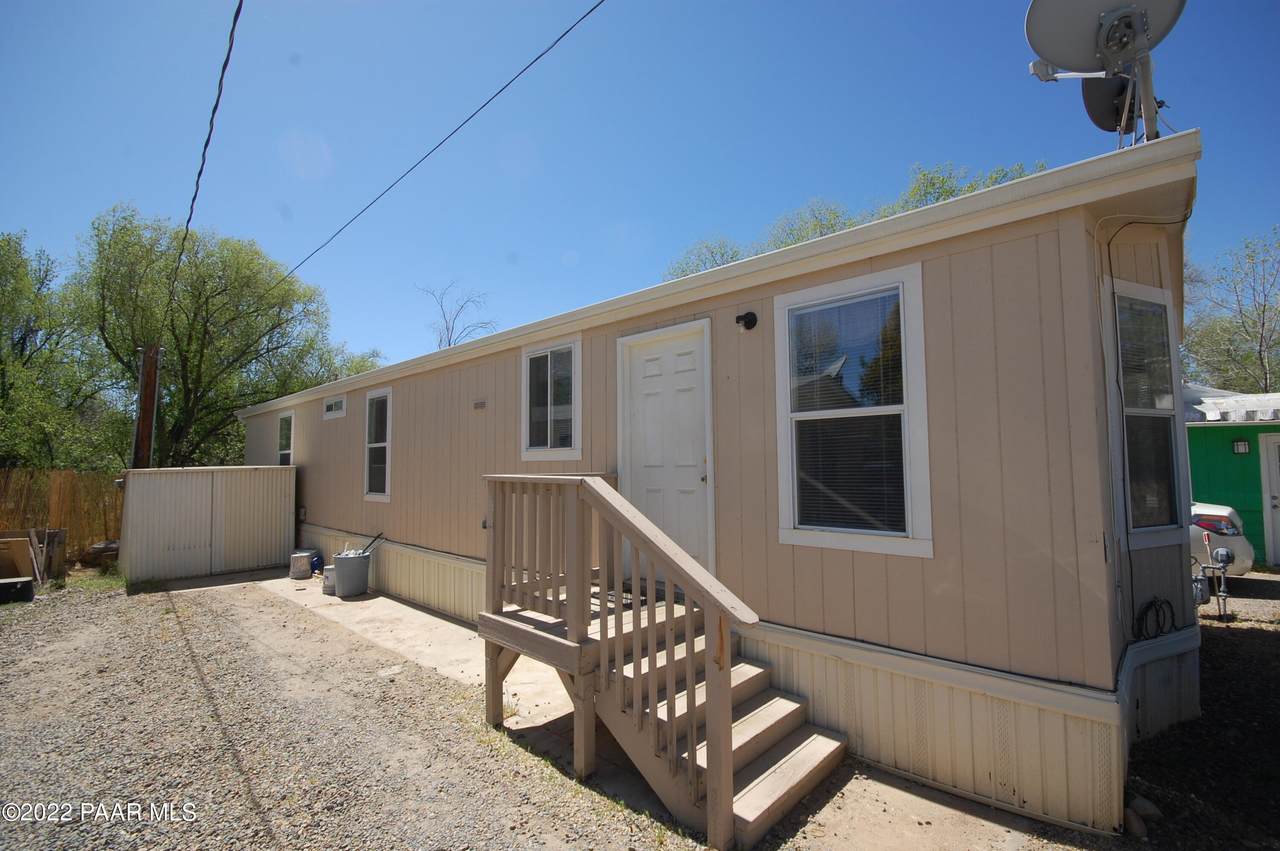 615 West Street - Photo 1