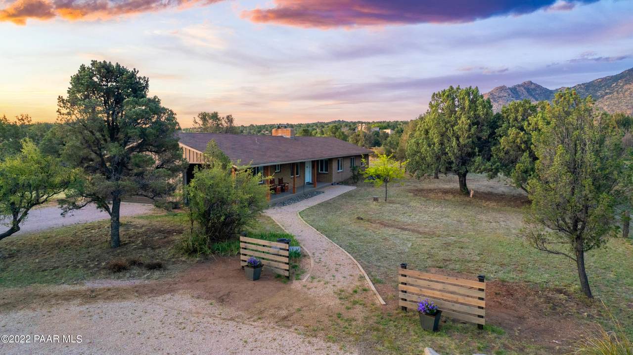 3935 Deer Trail - Photo 1