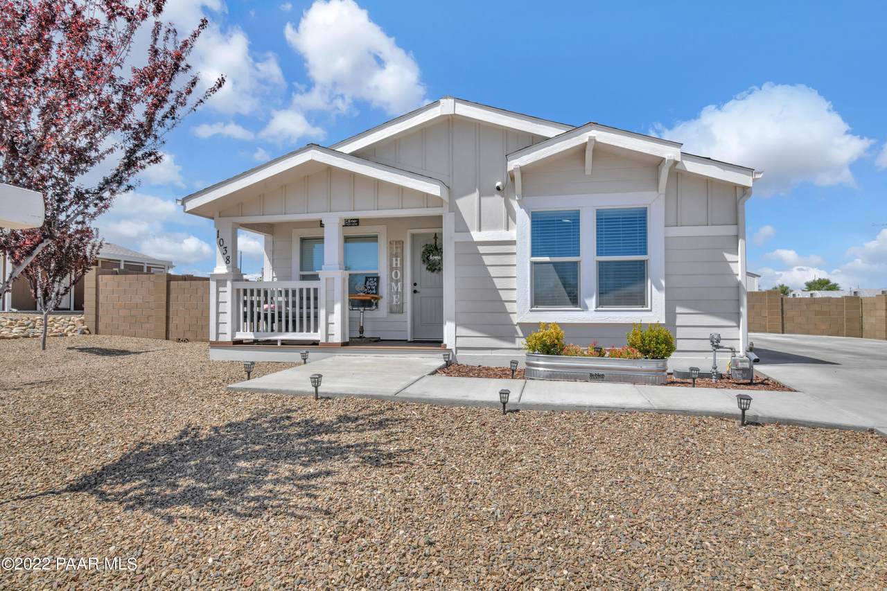 1038 Ashburn Way - Photo 1