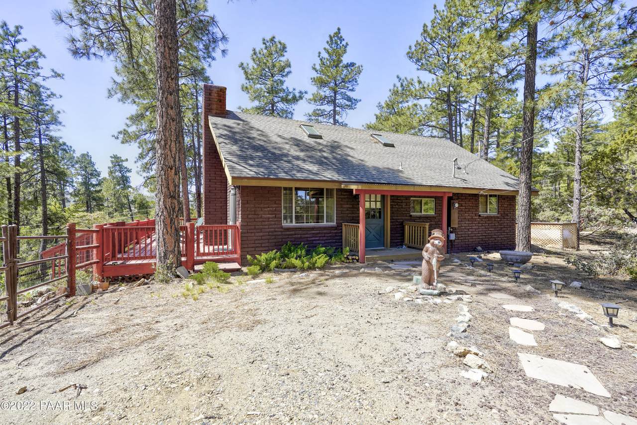 880 Madizell Drive - Photo 1