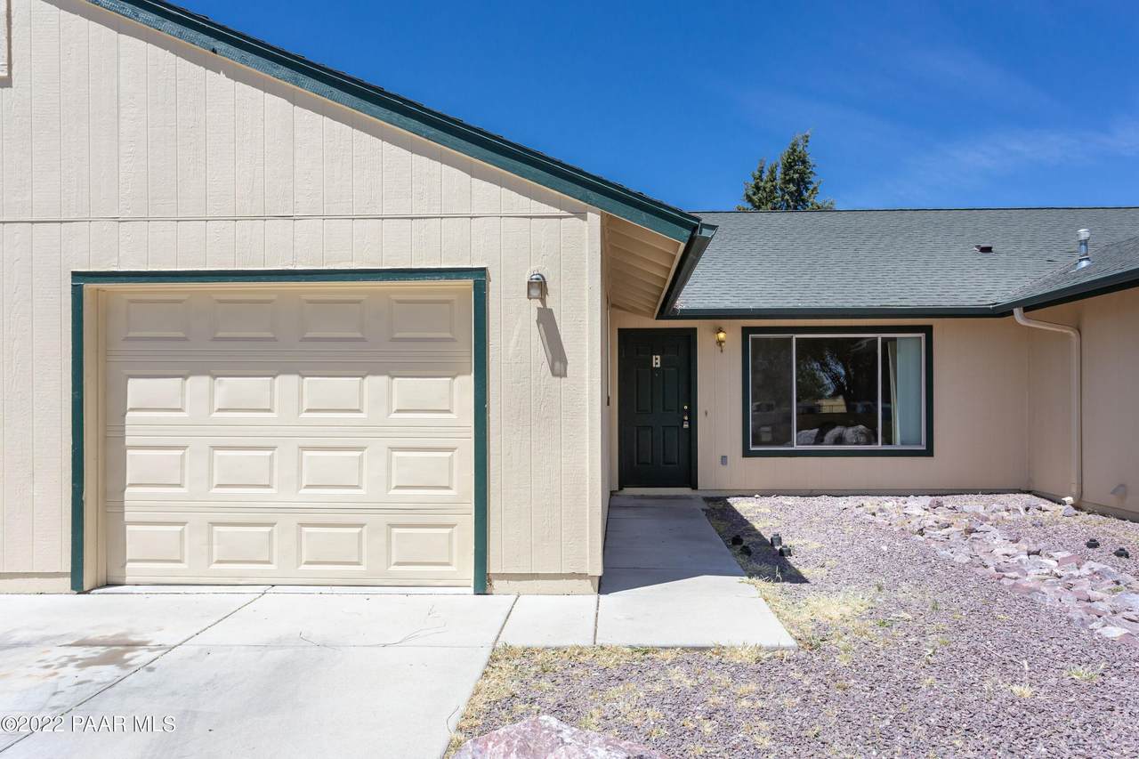 492 Perkinsville Road - Photo 1