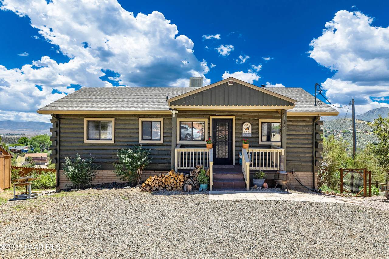 1521 Victor Drive - Photo 1