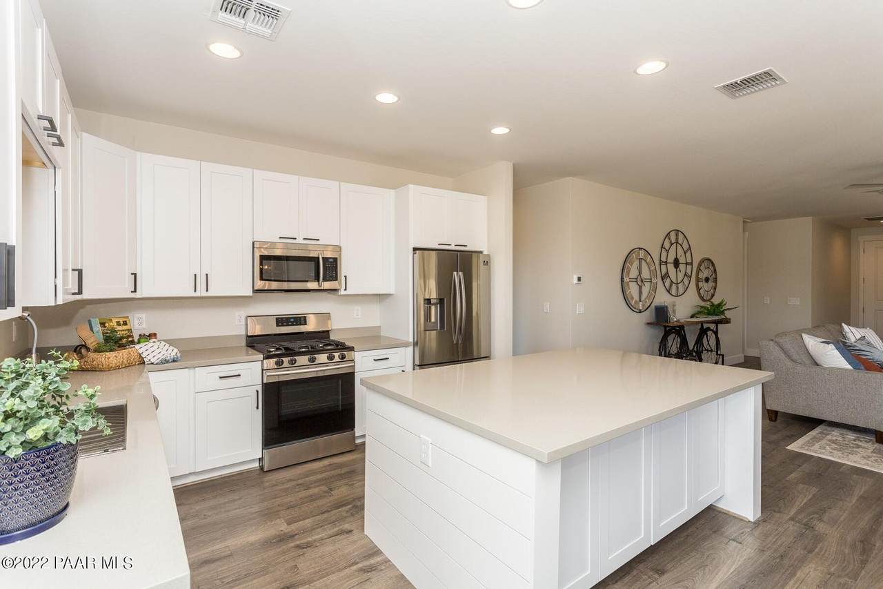 524 Allerton Way - Photo 1