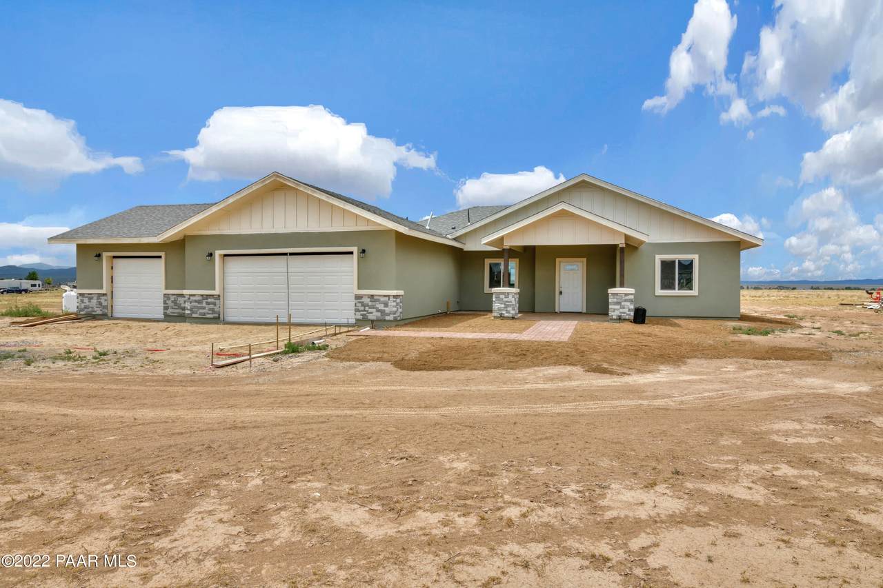 26180 Vineyard Lane - Photo 1