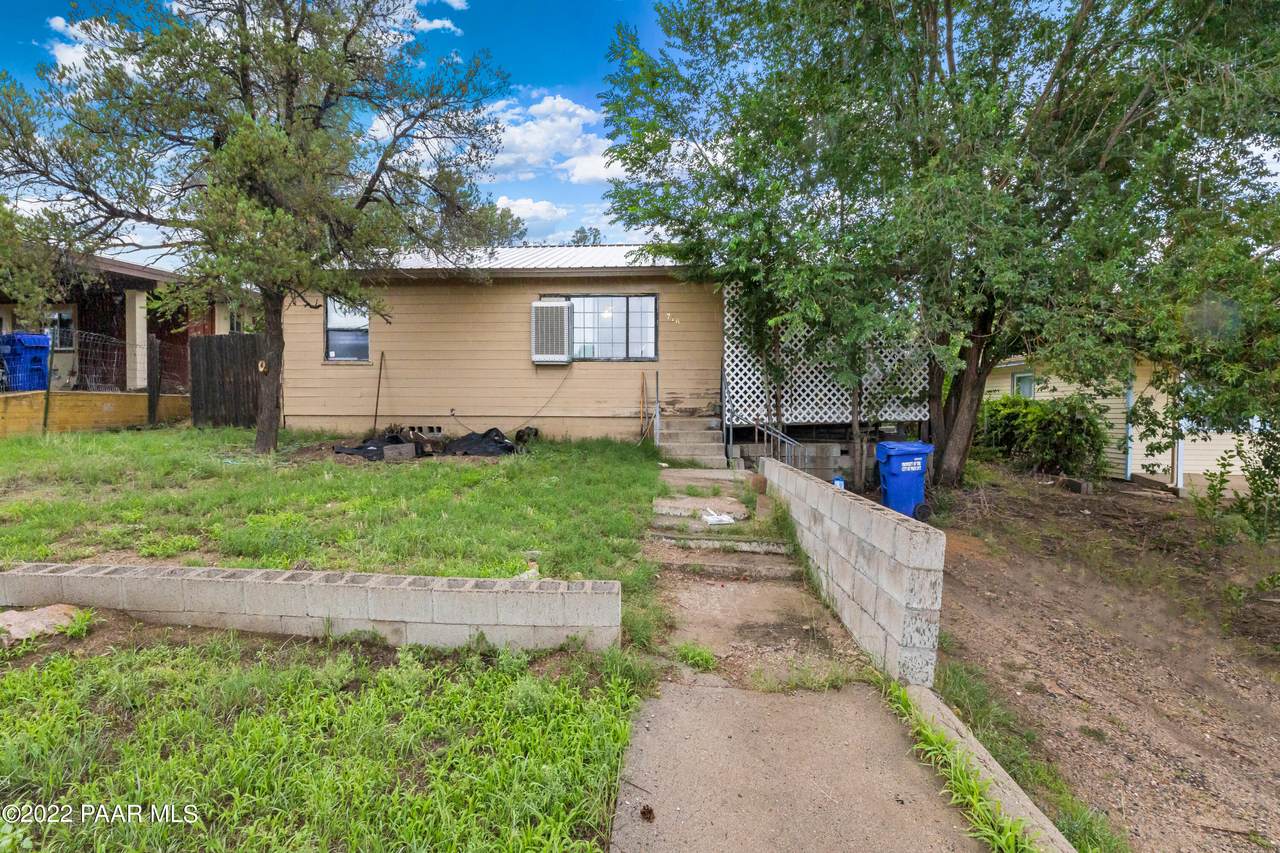 716 Rosser Street - Photo 1