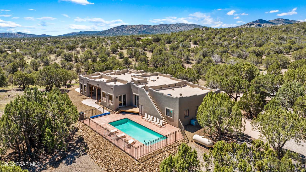 3855 Ravenguard Road - Photo 1