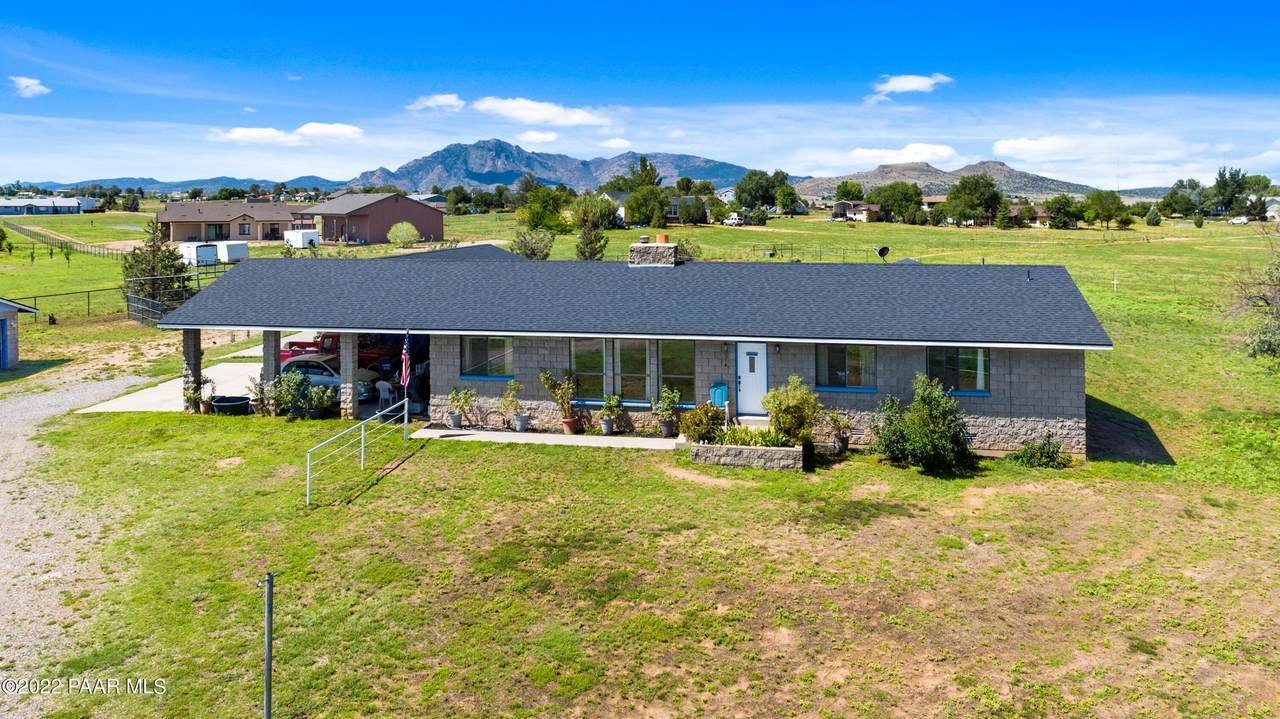 290 Firesky Lane - Photo 1