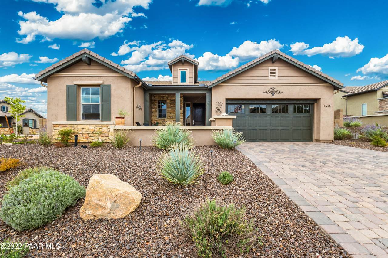 5266 Scenic Crest Way - Photo 1