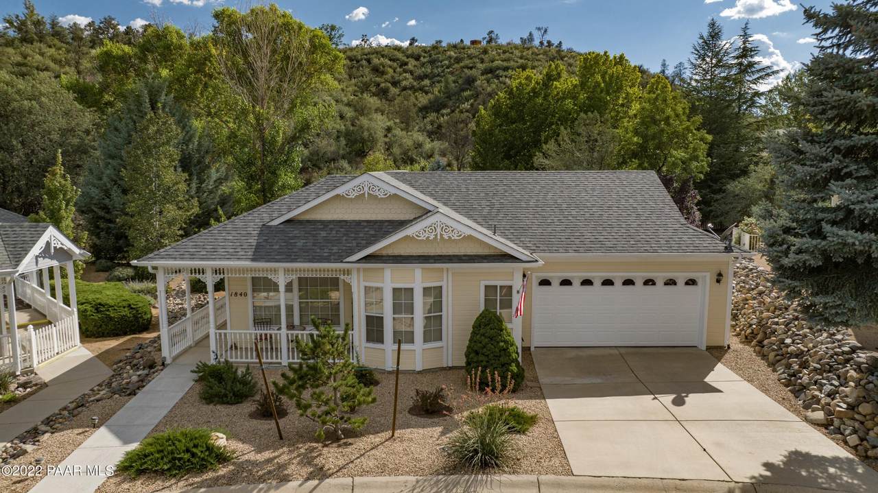 1840 Mulberry - Photo 1