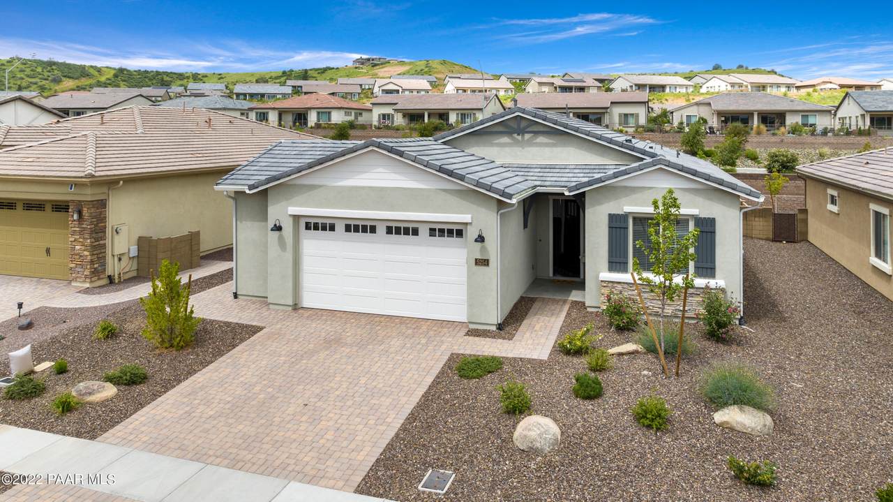5254 Autumn Leaf Lane - Photo 1