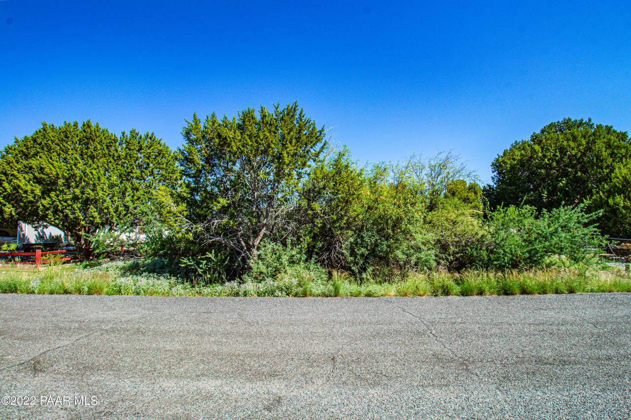 20670 Mingus Drive - Photo 1
