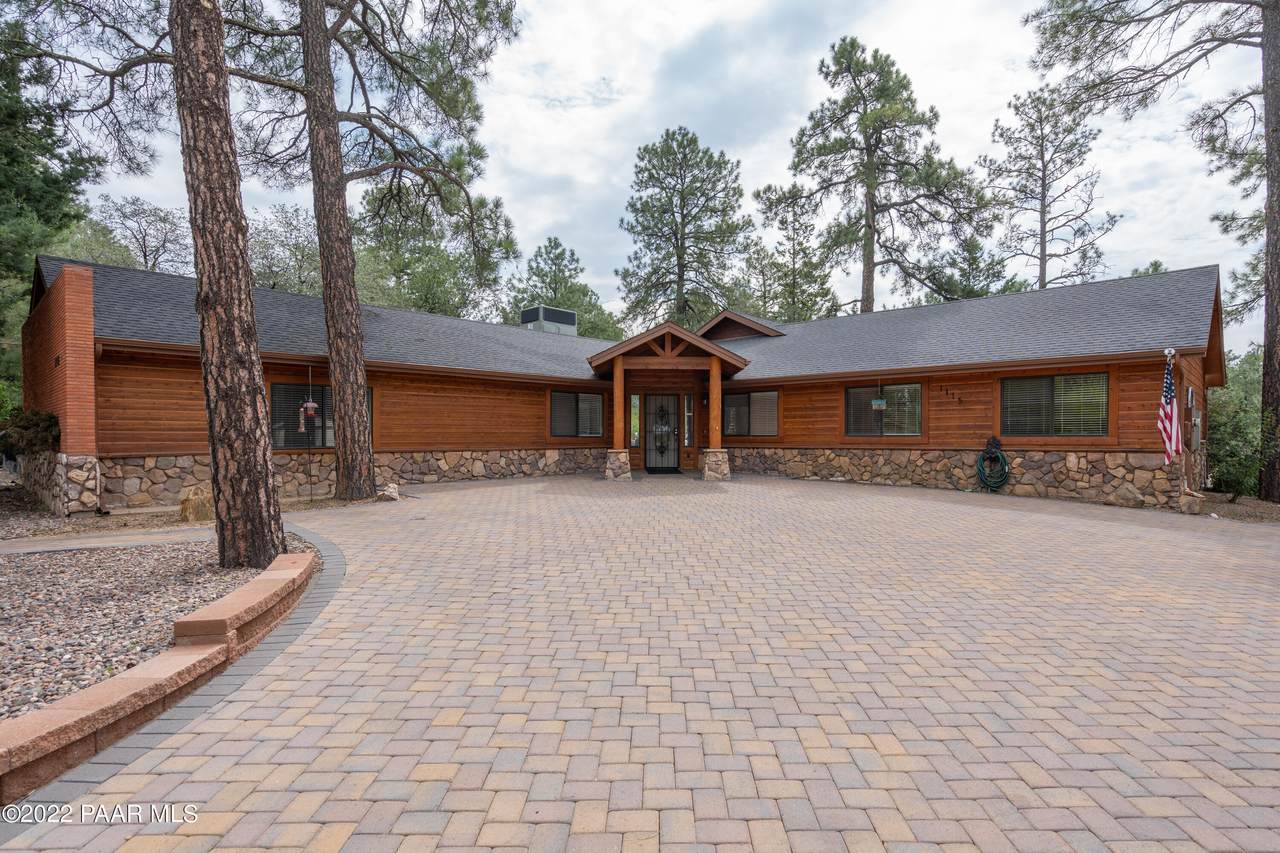 1115 Dixon Drive - Photo 1