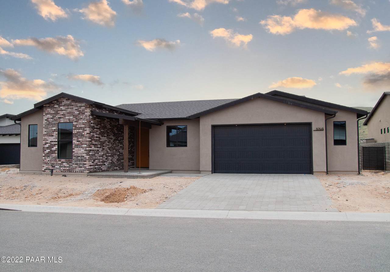 5705 Tyler Road - Photo 1