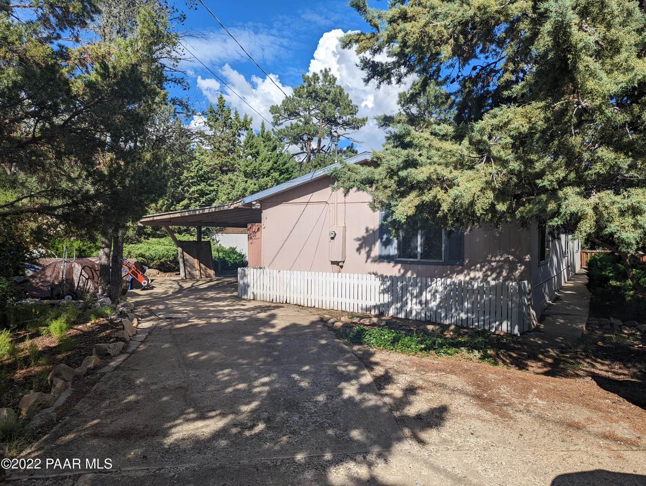 1816 Far View Lane - Photo 1
