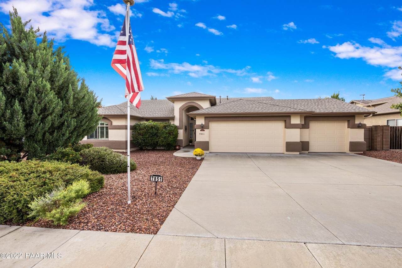 7851 Bramble Berry Lane - Photo 1