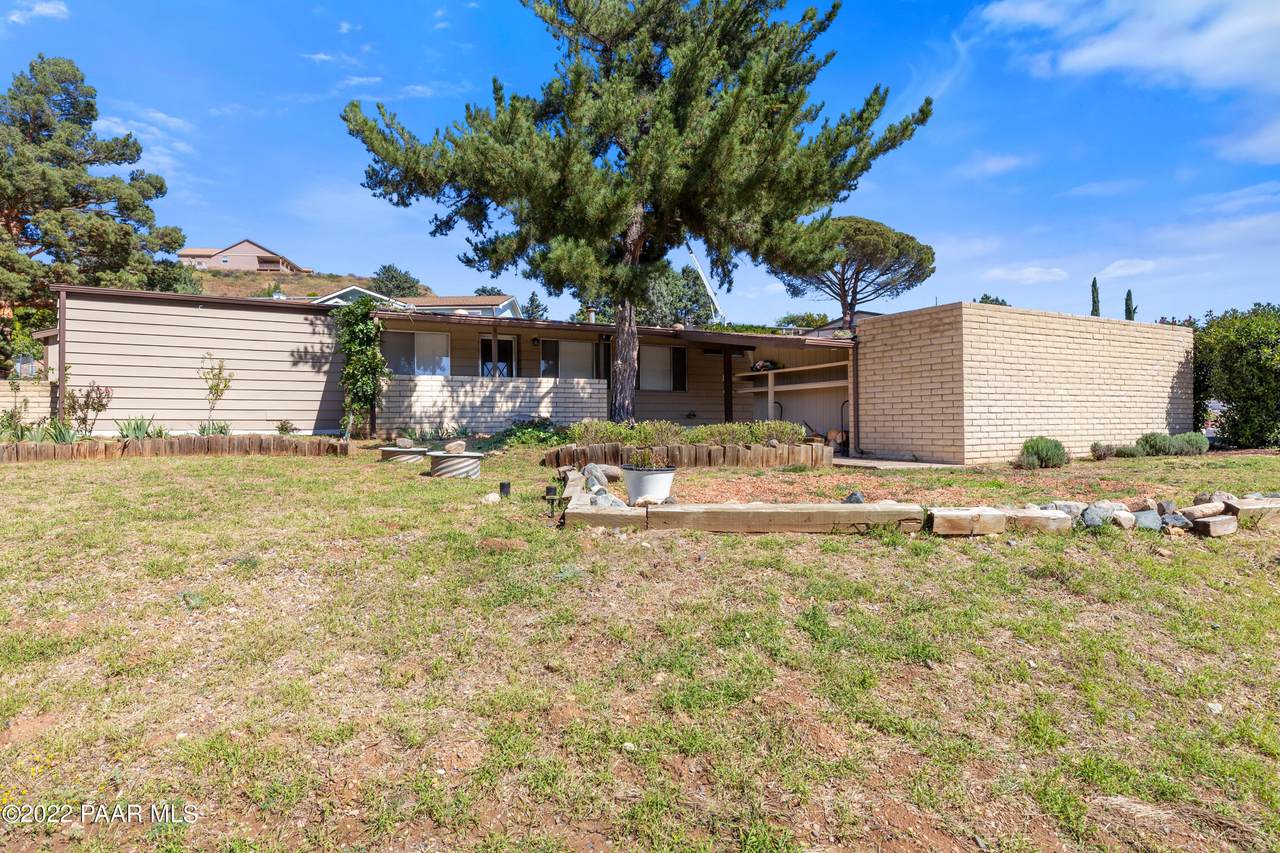 10302 Buckskin Drive - Photo 1