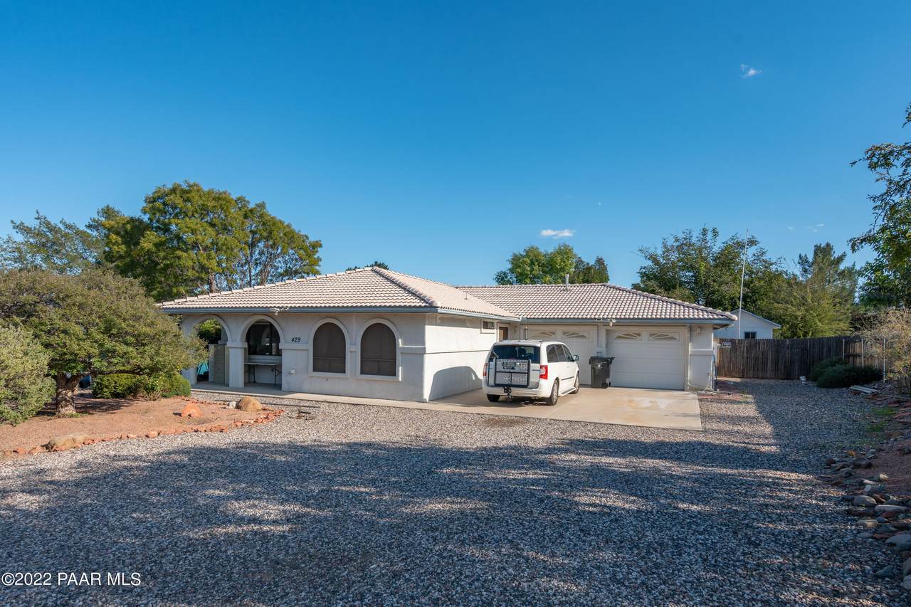 429 Fir Street - Photo 1