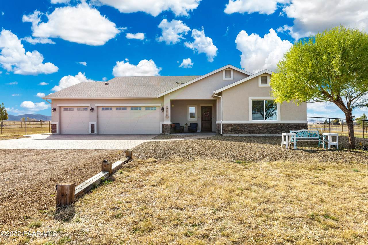 9255 Dutchmans Cove - Photo 1