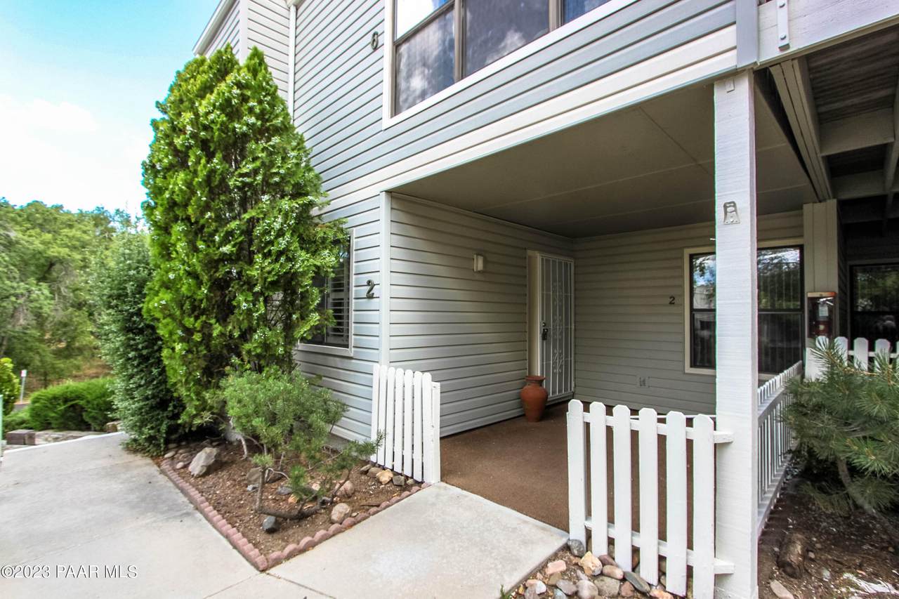 333 Leroux Street - Photo 1