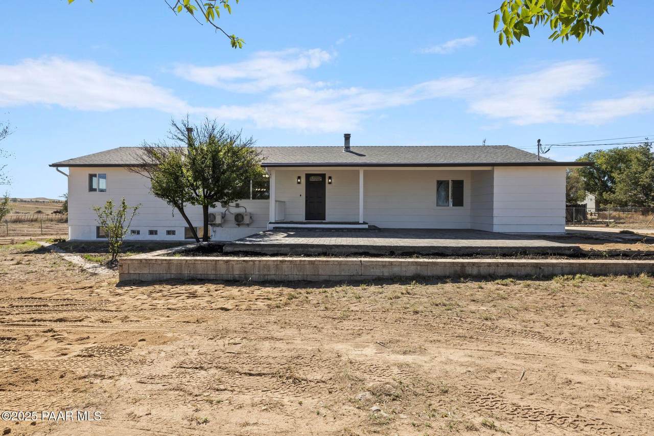 1885 Perkinsville Road - Photo 1