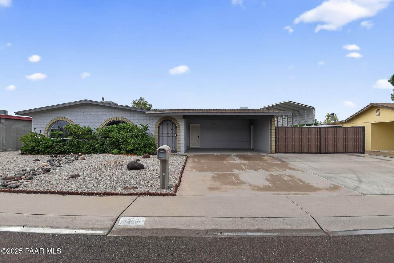 4911 Beverly Lane - Photo 1