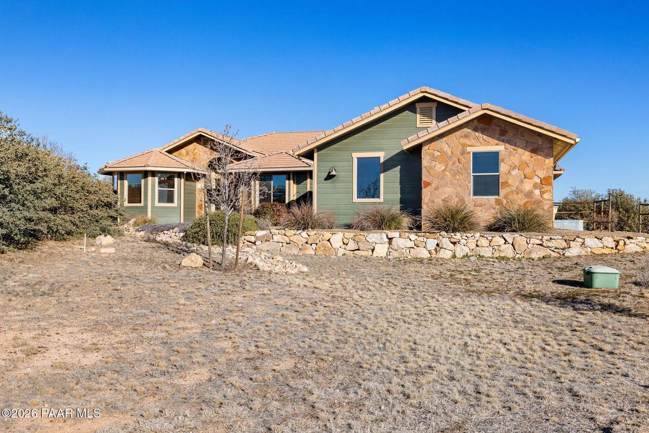 18455 Doric Way - Photo 1