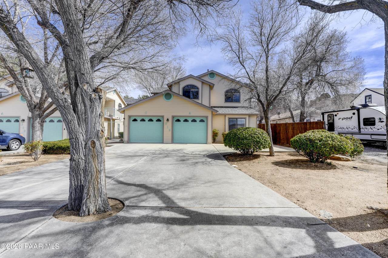 319 Alarcon Street - Photo 1