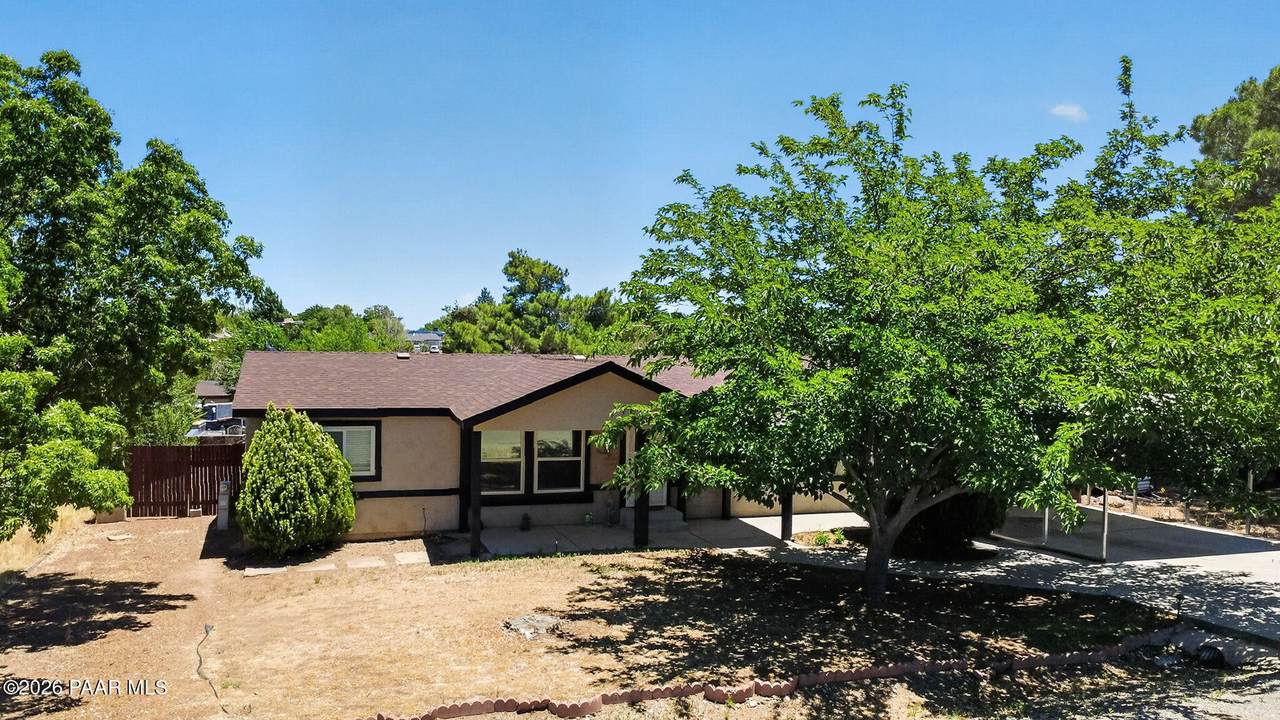 2951 Kings Highway - Photo 1