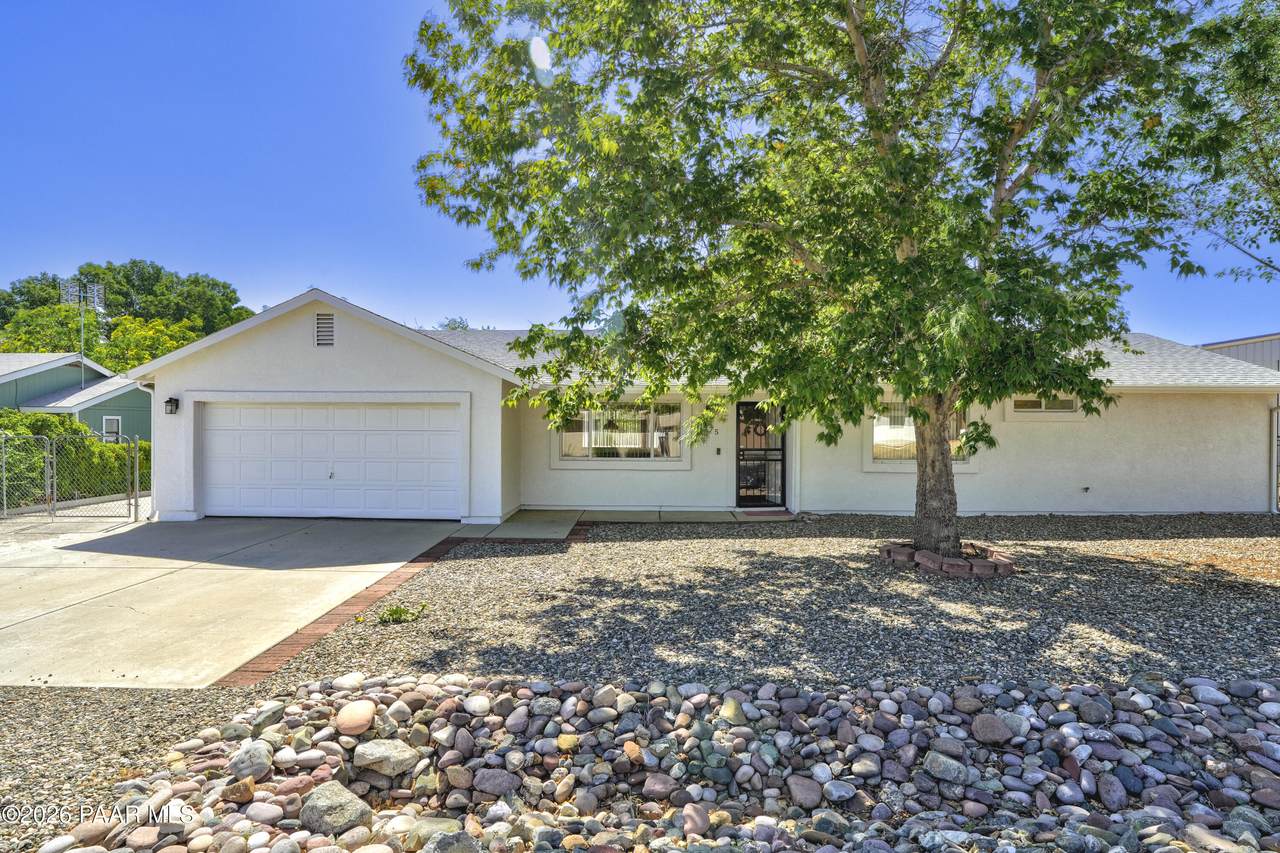 2875 Cedar Springs Lane - Photo 1