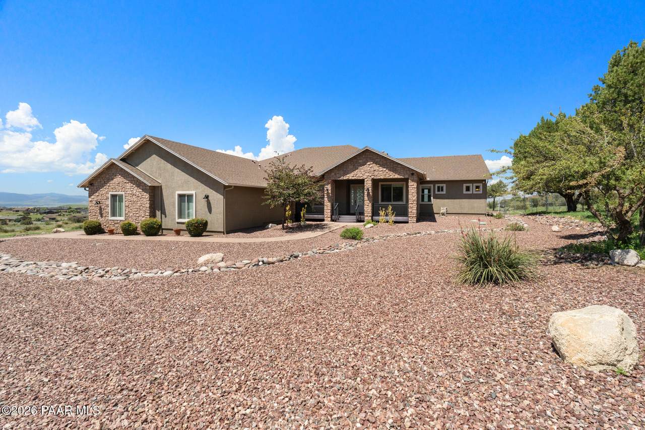 9875 Legend Hills Road - Photo 1