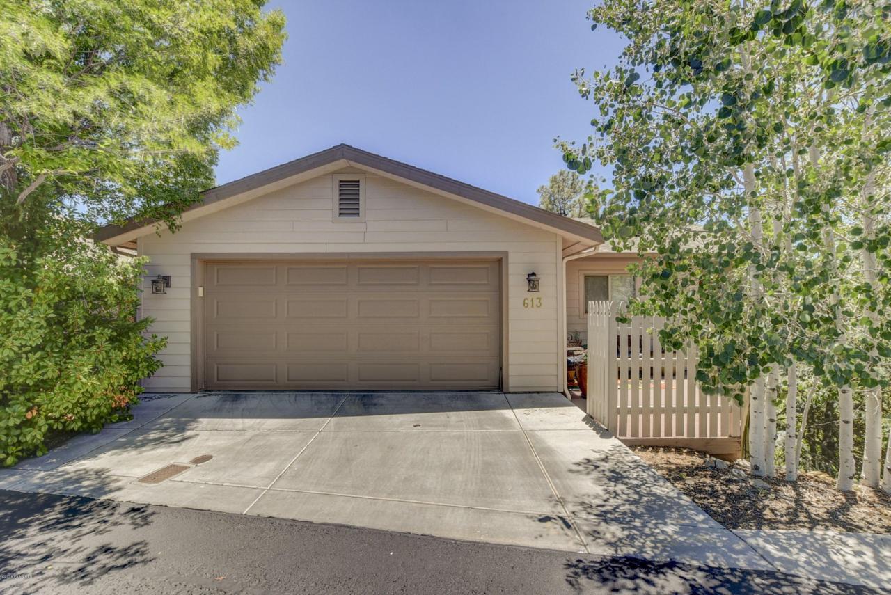 613 Aspen Way - Photo 1