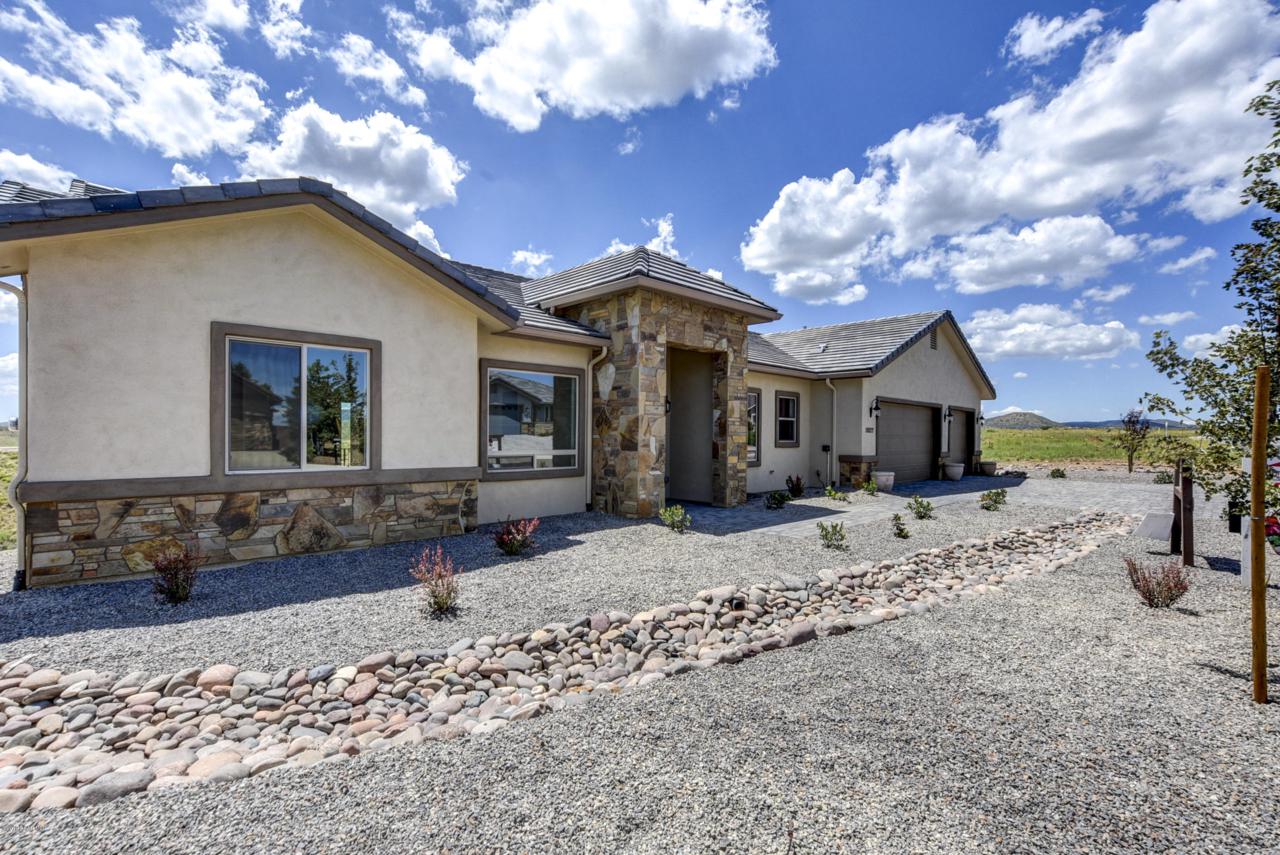 10077 Buck Haven Circle - Photo 1