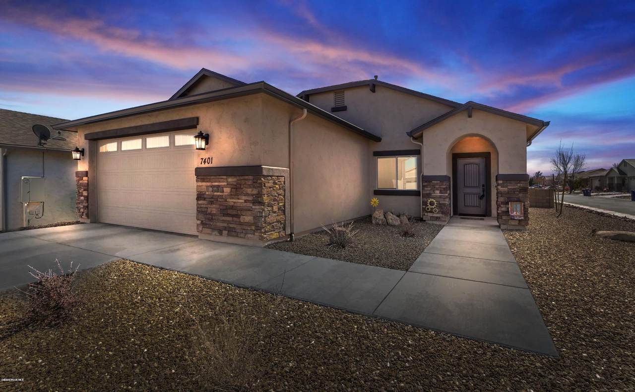 7401 Raywood Street - Photo 1